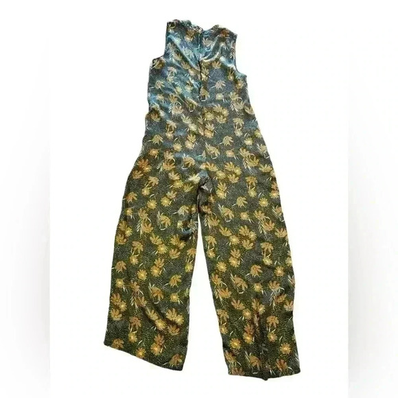 Knot Sisters Green Floral Jumpsuit - Picture 7 of 12